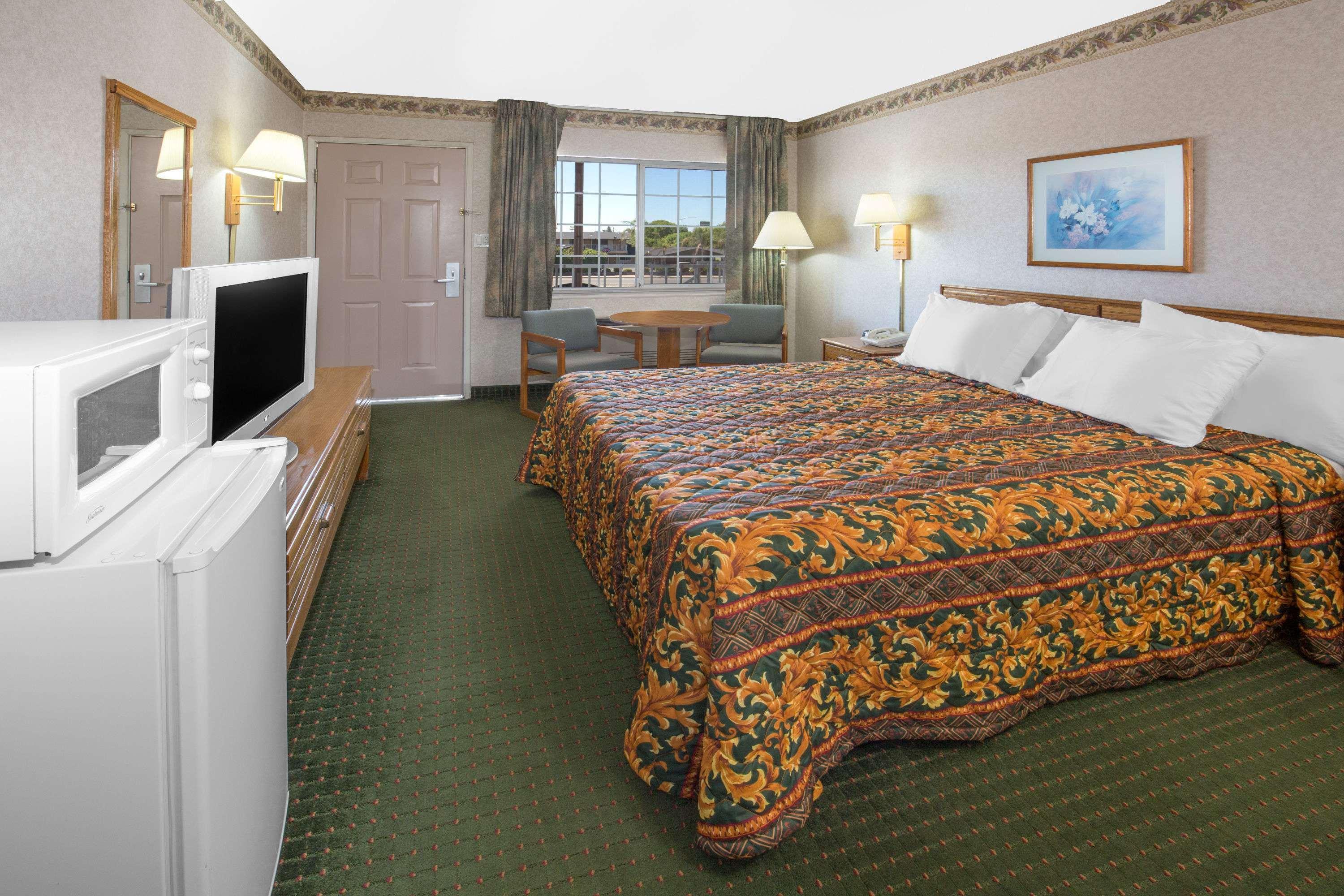 Days Inn By Wyndham Oroville Exterior photo